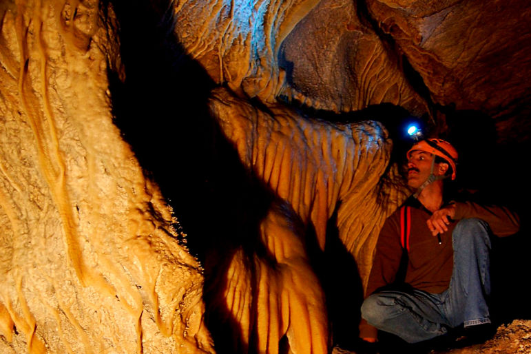 Turismo caverna de las brujas. foto extraida del sitio de turismo de malargue